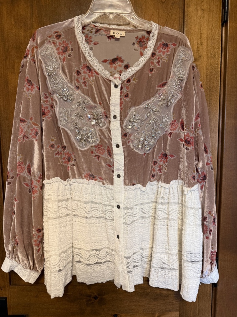 POL Stunning Velvet Lace Top - size L oversized